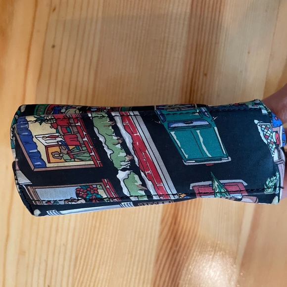 🎄🎅🏻Nicole Miller Silk Christmas Print Makeup Case EUC - Picture 10 of 15